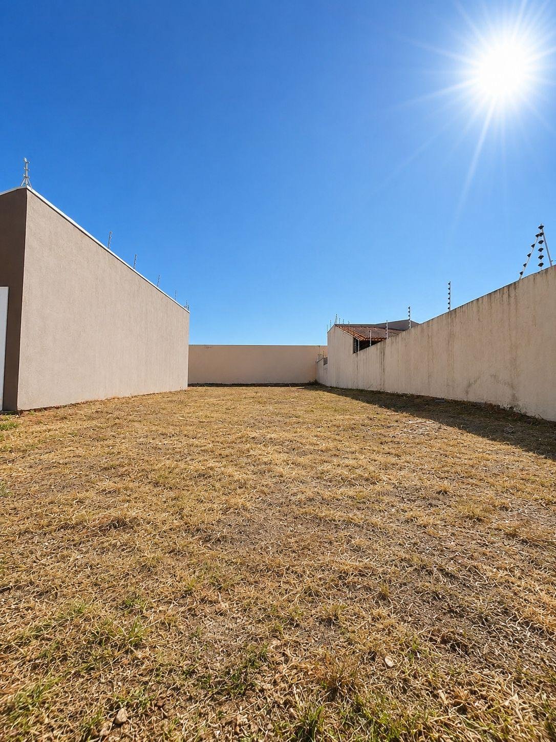 Terreno à venda – Jardim Alvorada