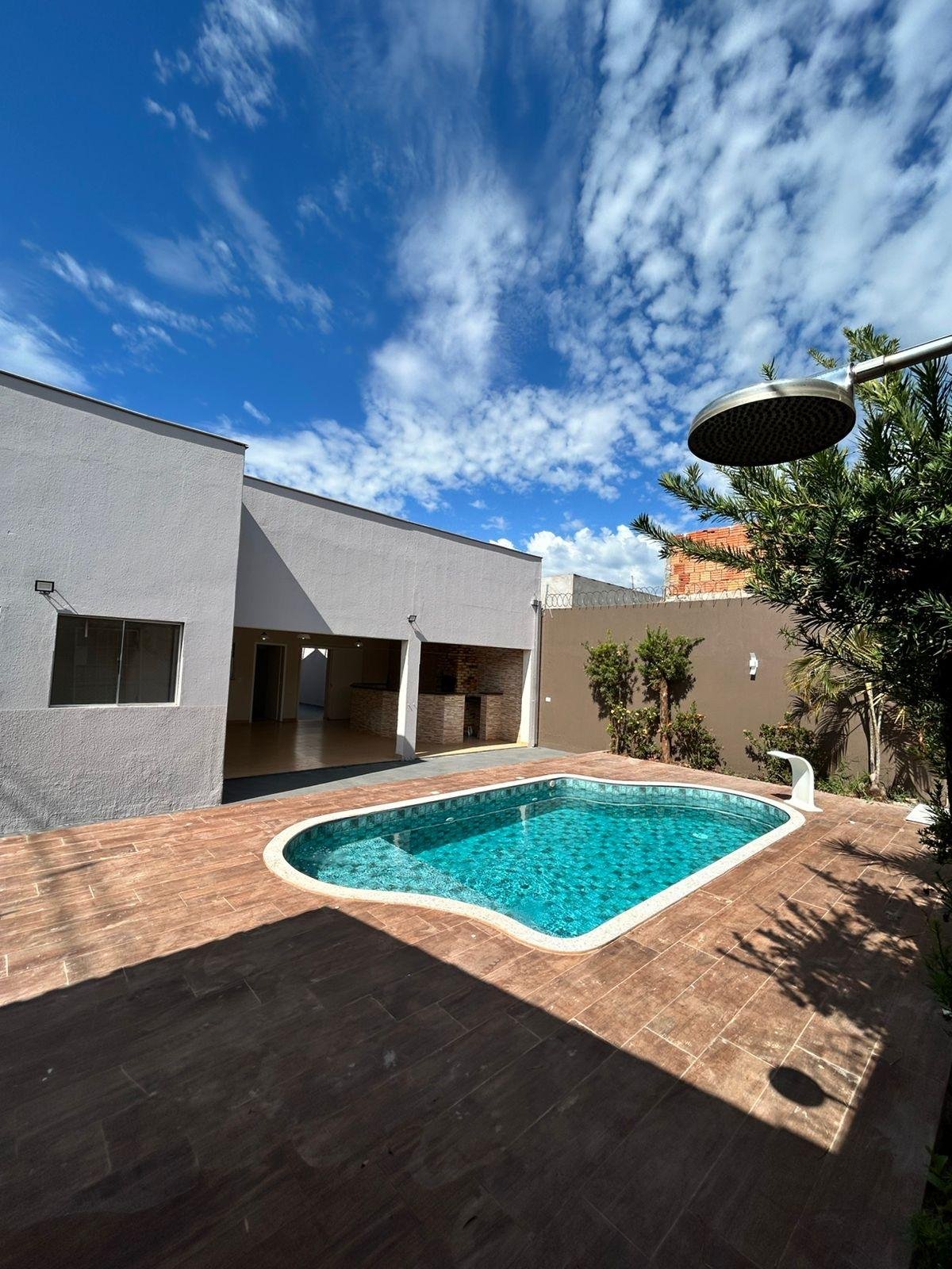 Casa à venda – Jardim dos Ipês